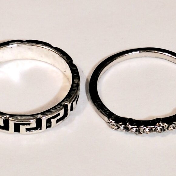 Size 9 Womens Set Of Stackable Rings - Picture 2 of 4